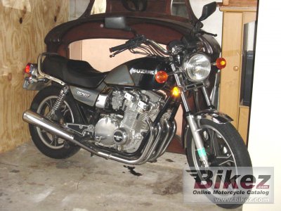 1982 Suzuki GS 750 T specifications and pictures